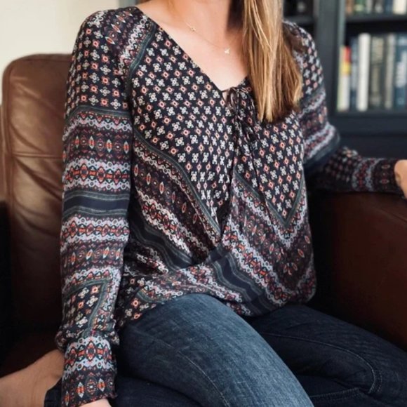 Derek Lam 10 Crosby Navy Silk Print Blouse Size 6 - Picture 2 of 8